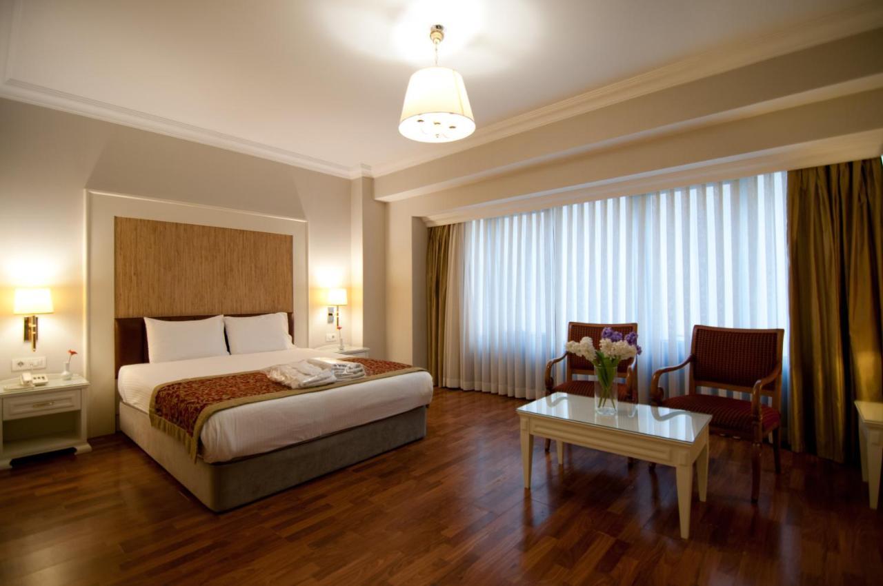 Taksim Metropark Hotel Istanbul Bagian luar foto