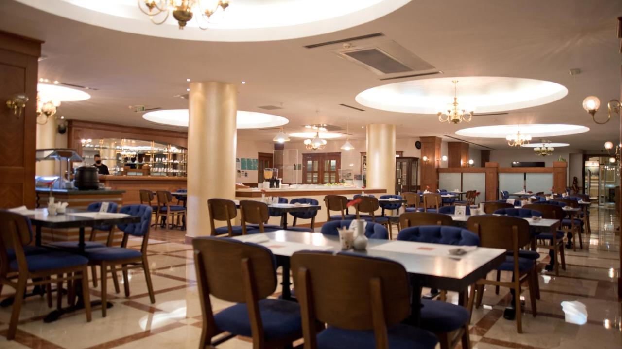 Taksim Metropark Hotel Istanbul Bagian luar foto