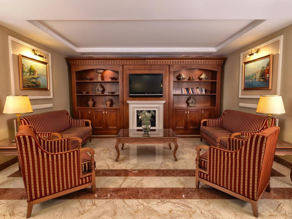 Taksim Metropark Hotel Istanbul Bagian luar foto